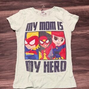 ⚡️2 for $10⚡️ Marvel Girls Medium 'My Mom Is My Hero' Graphic Tee